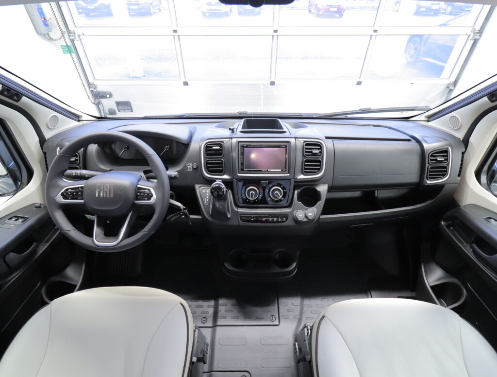 Bürstner CAMPEO C600 2026 Harmaa