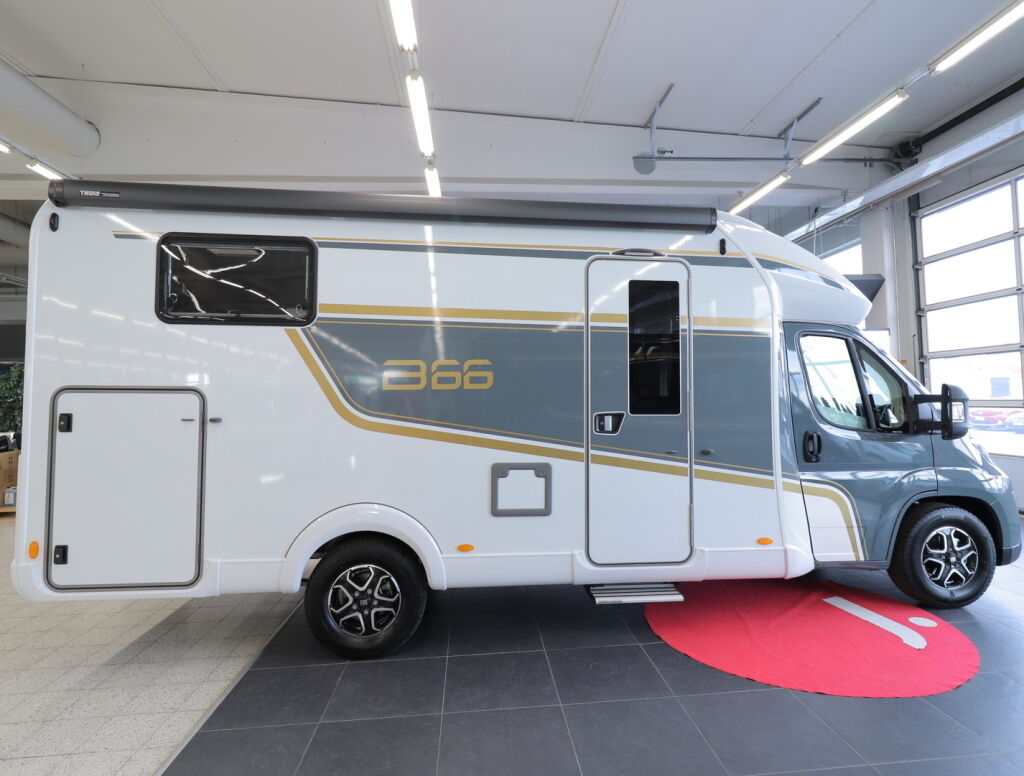 Bürstner B66 EDITION LYSEO TD 690 G 2026 Harmaa