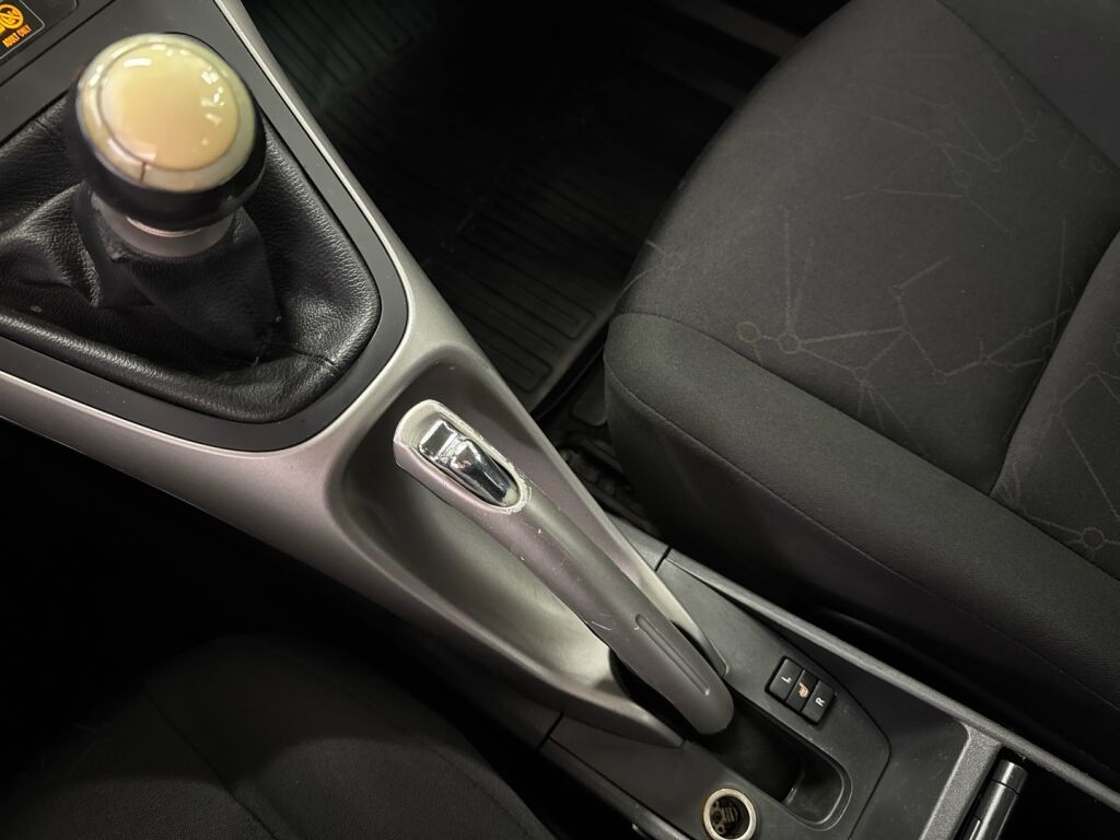 Toyota Auris 2008 Harmaa