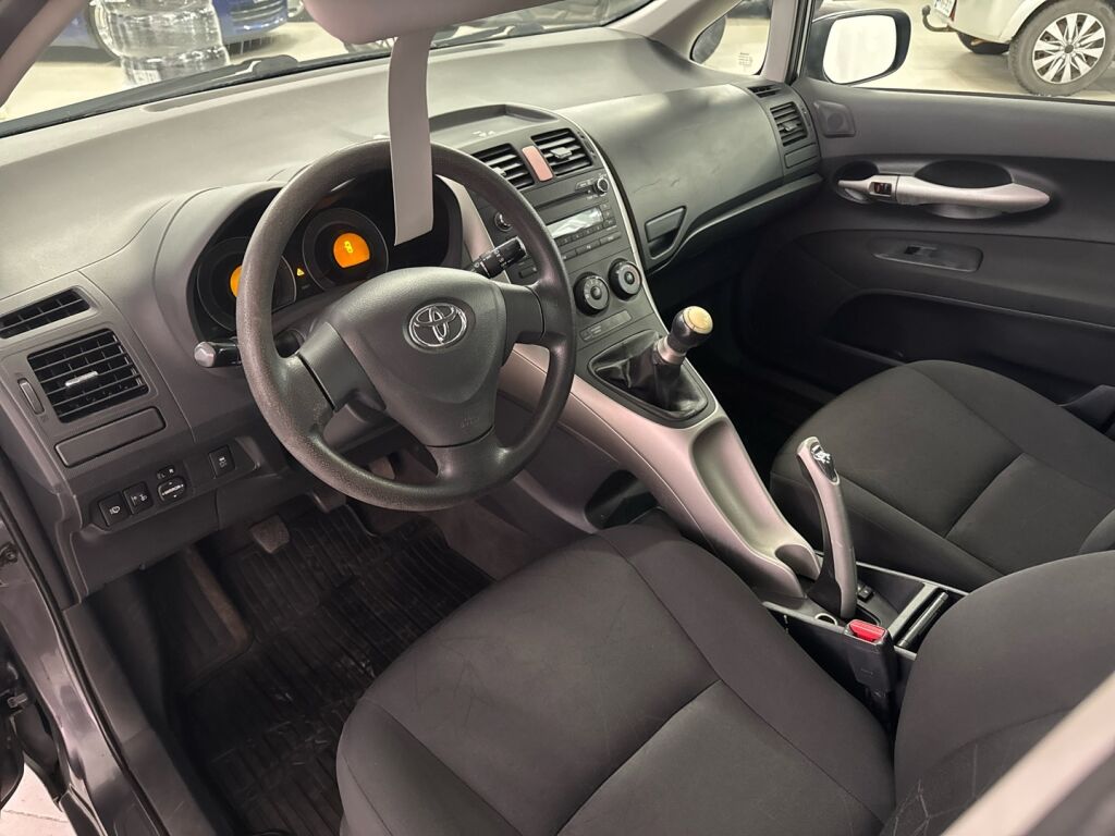 Toyota Auris 2008 Harmaa