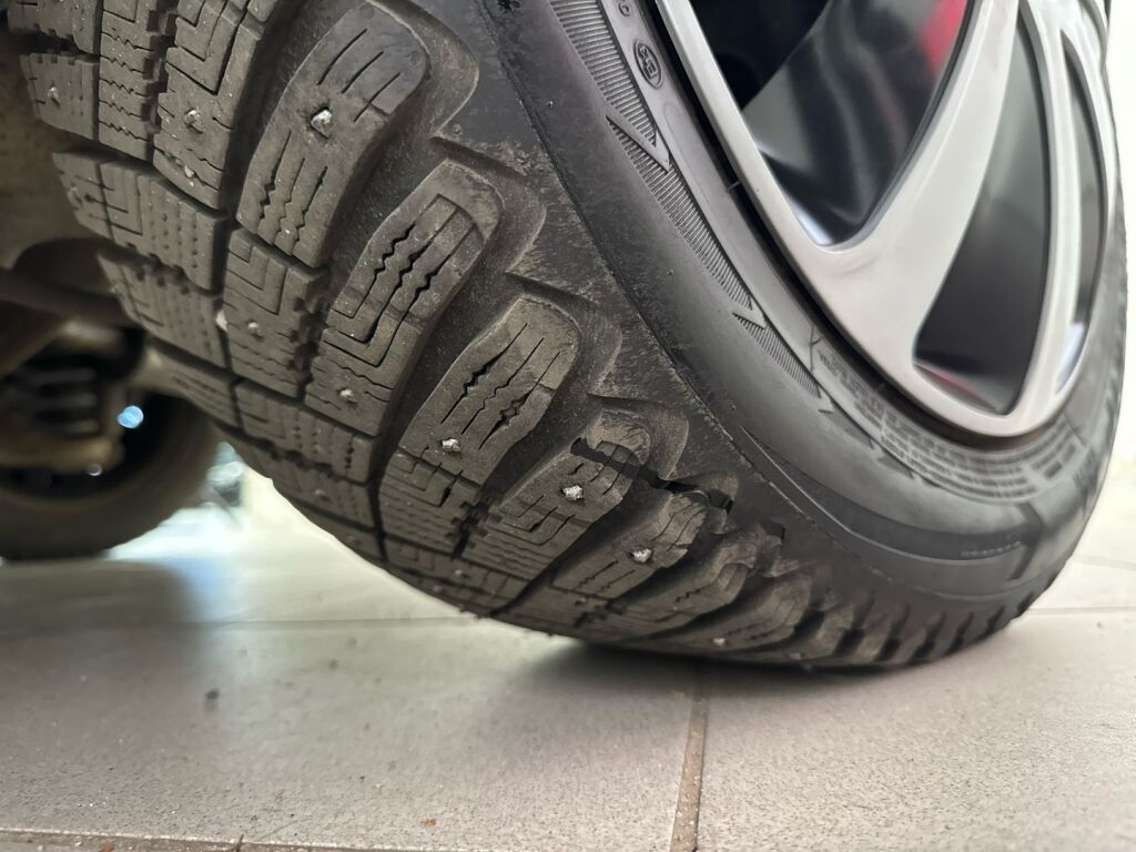 Toyota Auris 2008 Harmaa