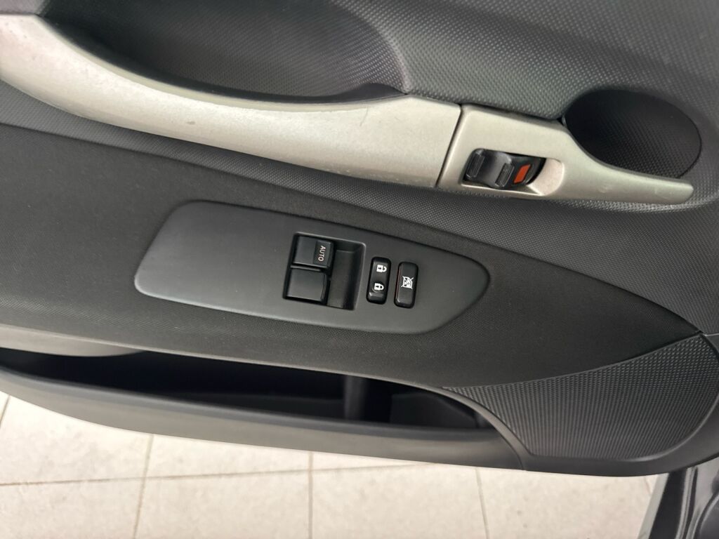 Toyota Auris 2008 Harmaa