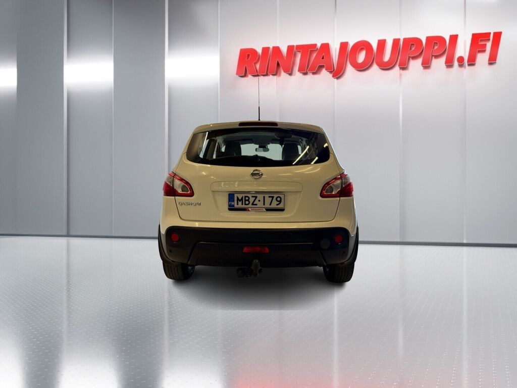 Nissan Qashqai 2010 Valkoinen
