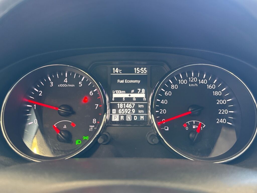 Nissan Qashqai 2010 Valkoinen