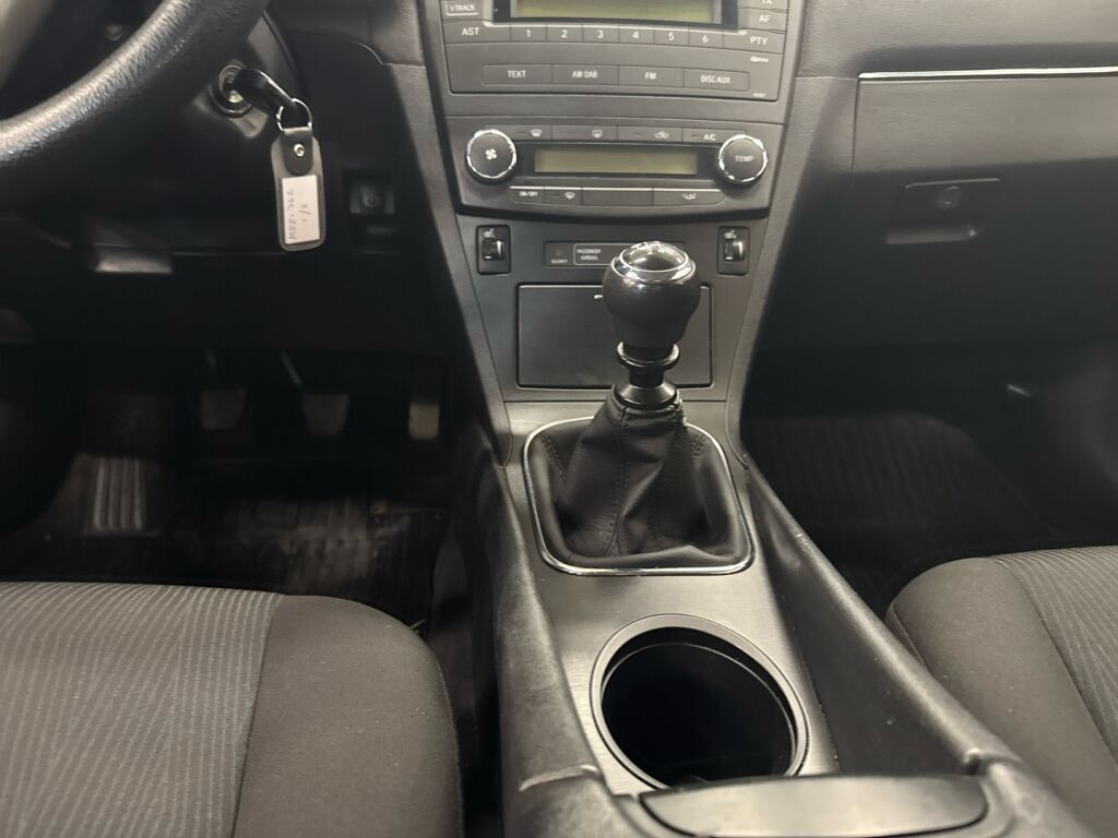 Toyota Avensis 2010 Sininen