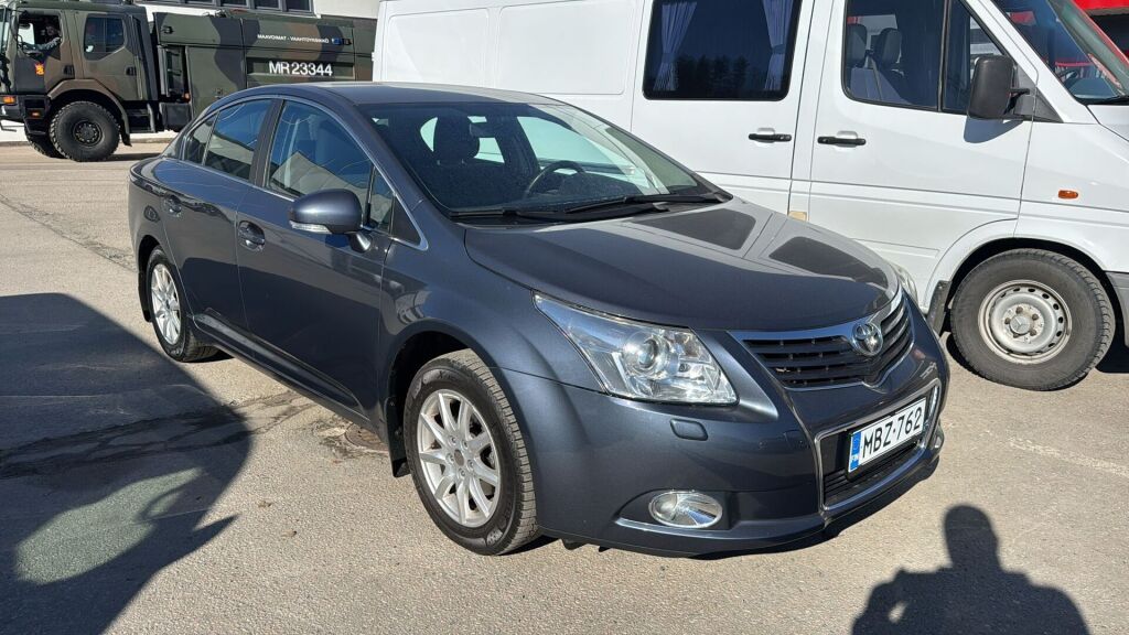 Toyota Avensis 2010 Sininen