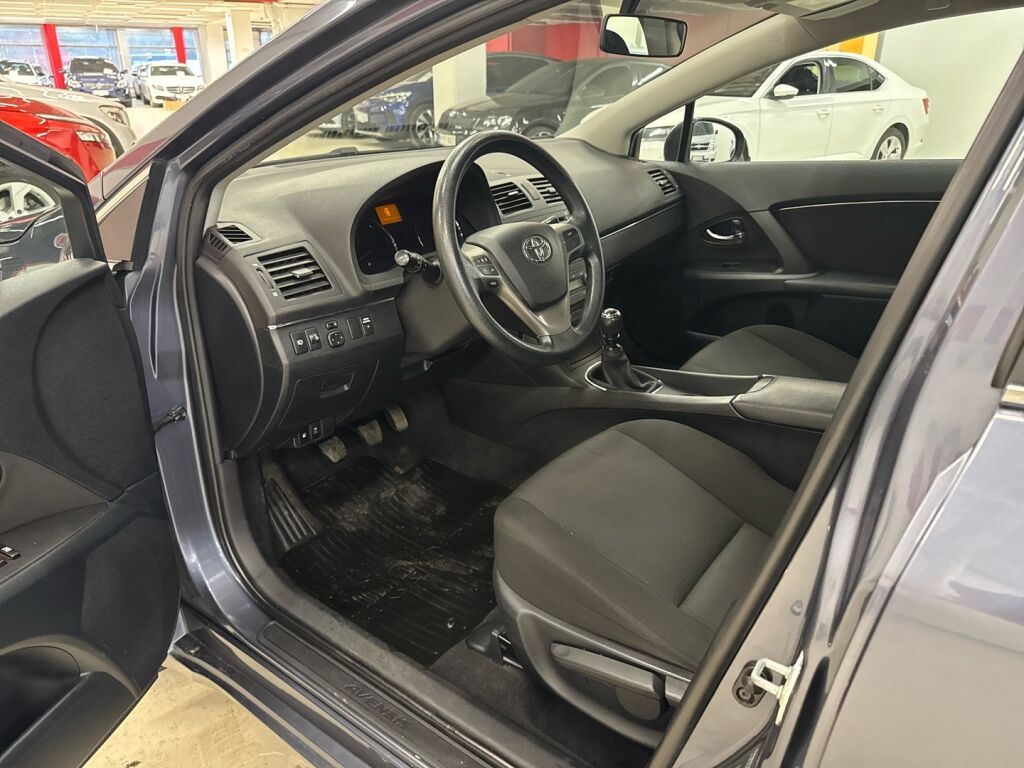 Toyota Avensis 2010 Sininen