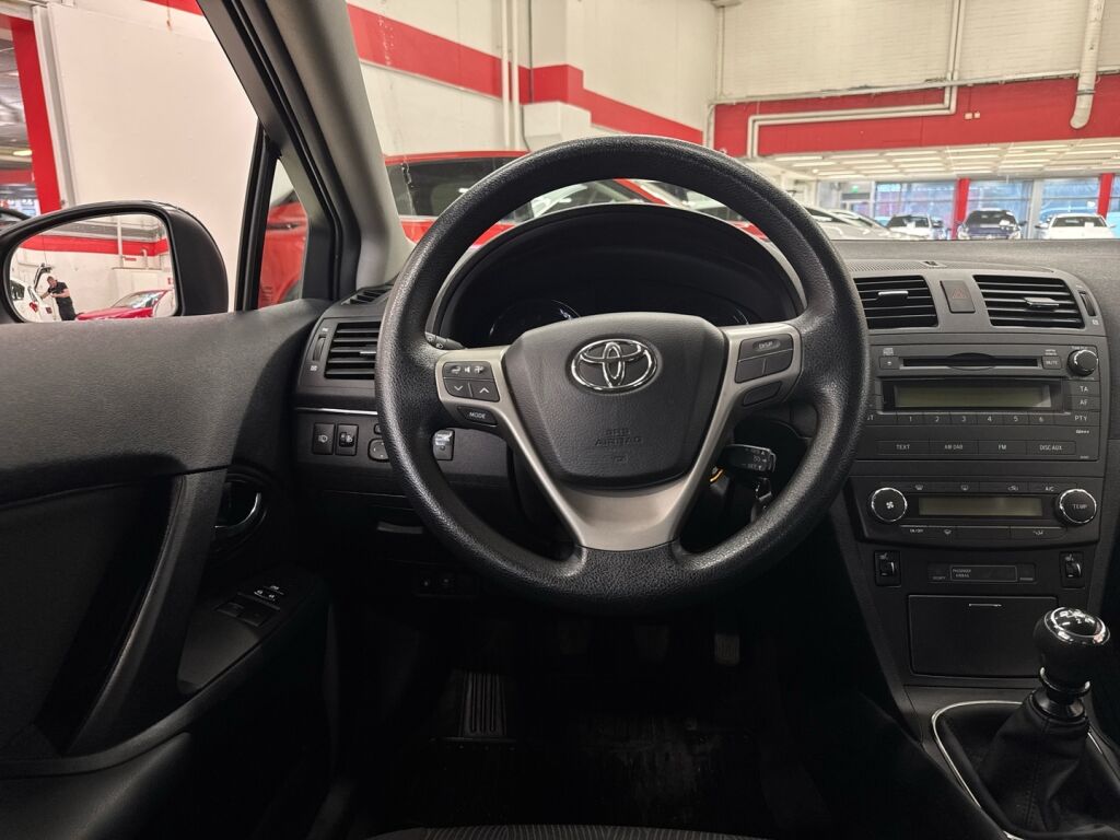 Toyota Avensis 2010 Sininen