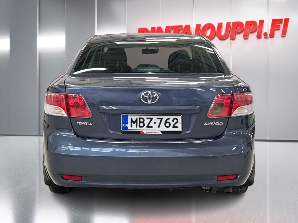 Toyota Avensis 2010 Sininen