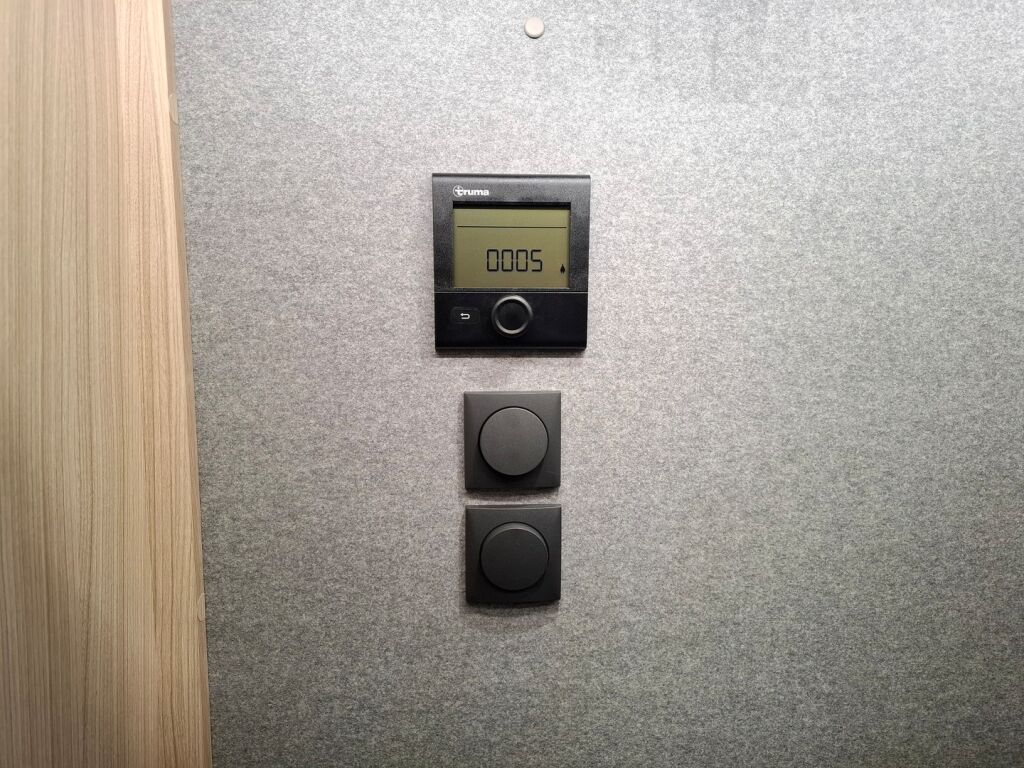 Sun living V 65 SL 2026 Musta