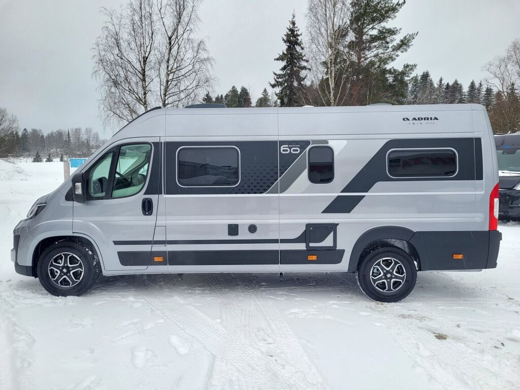 Adria Twin 640 SLB 60 Years Selection 2026 Harmaa