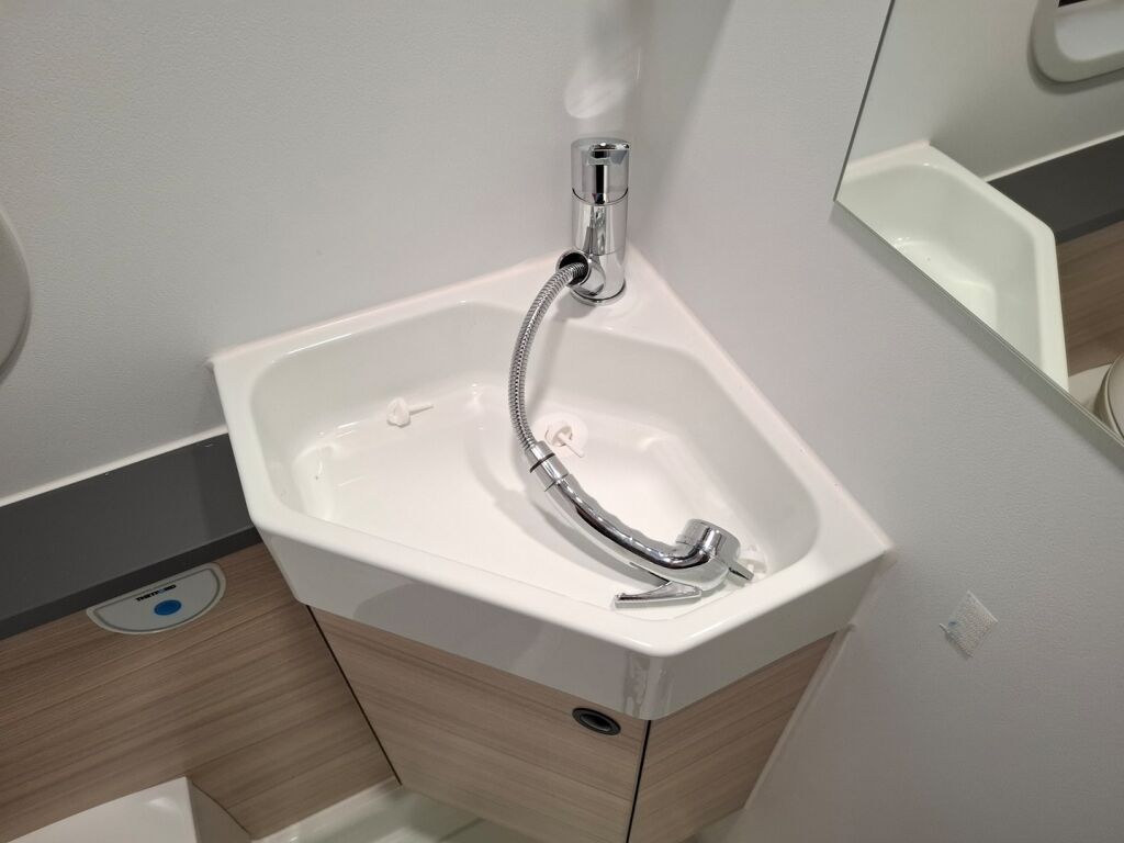 Sun living V 65 GX 2026 Musta