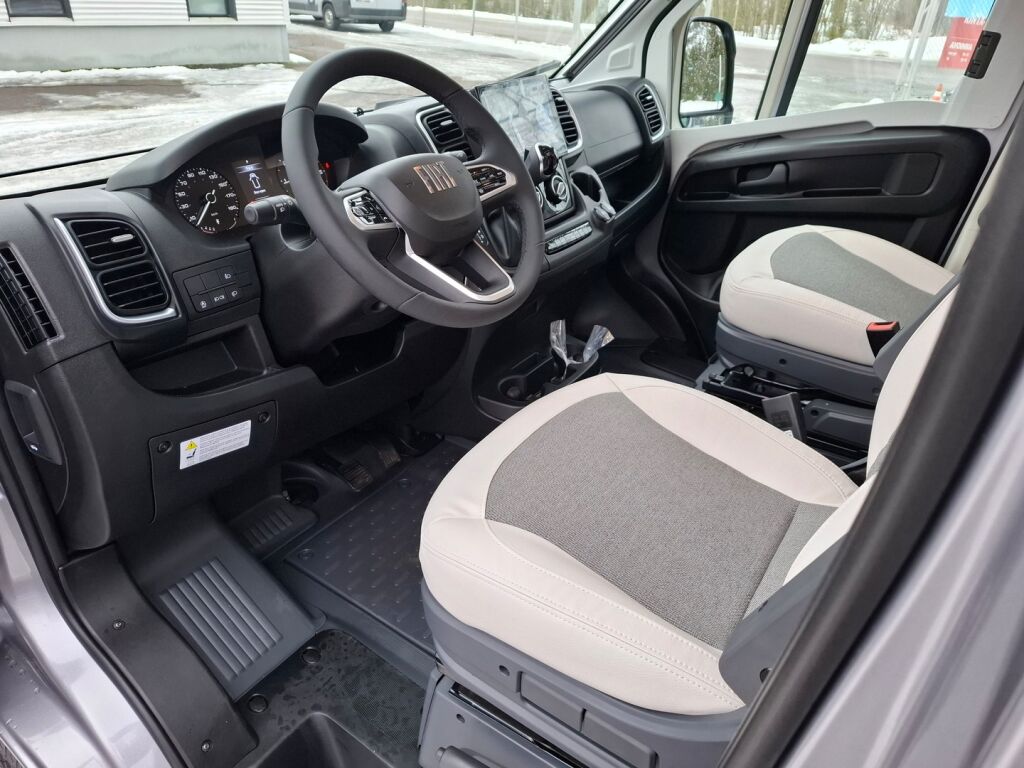 Adria Coral 670 DL 60 Years Selection 2026 Harmaa