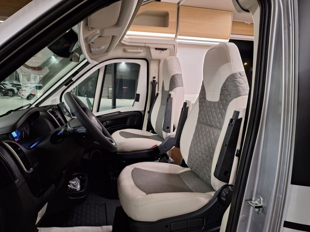 Adria Adria Matrix 670 SL 60 Years Selection 2026 2026 