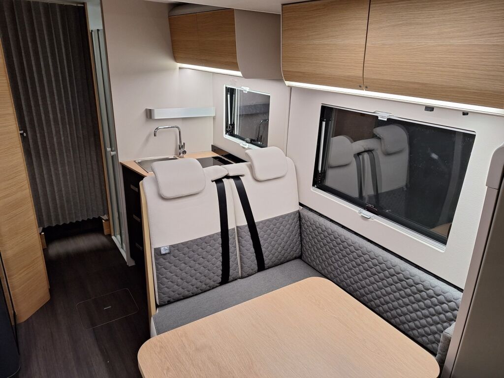 Adria Adria Matrix 670 SL 60 Years Selection 2026 2026 