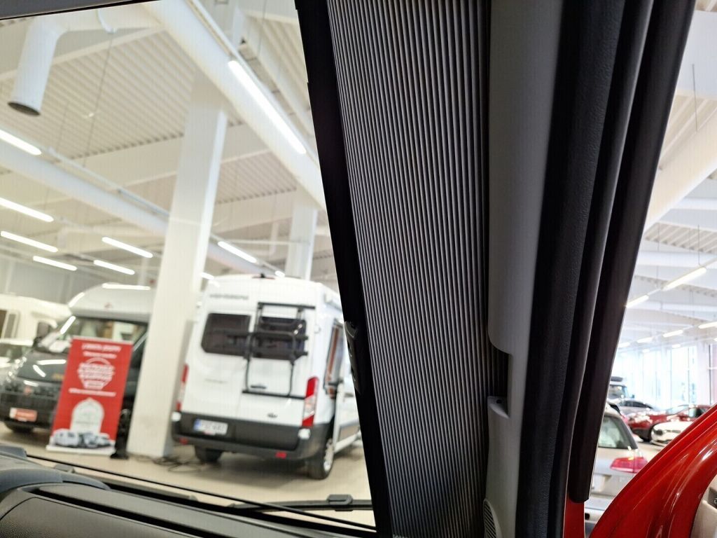 Bürstner PAPILLON PC 6.0 VAN 2026 Punainen