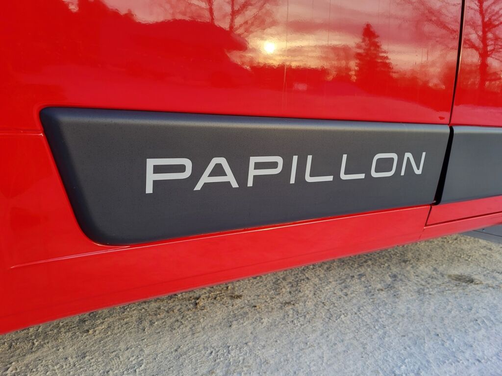 Bürstner PAPILLON PC 6.0 VAN 2026 Punainen