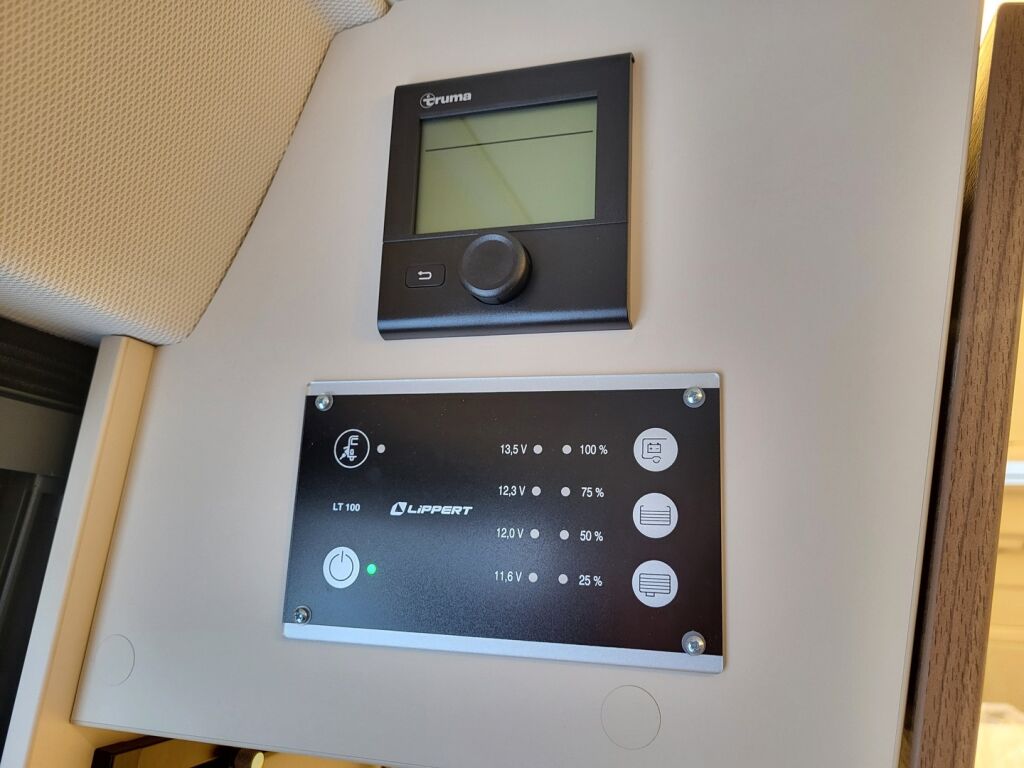 Bürstner PAPILLON PC 6.0 VAN 2026 Punainen