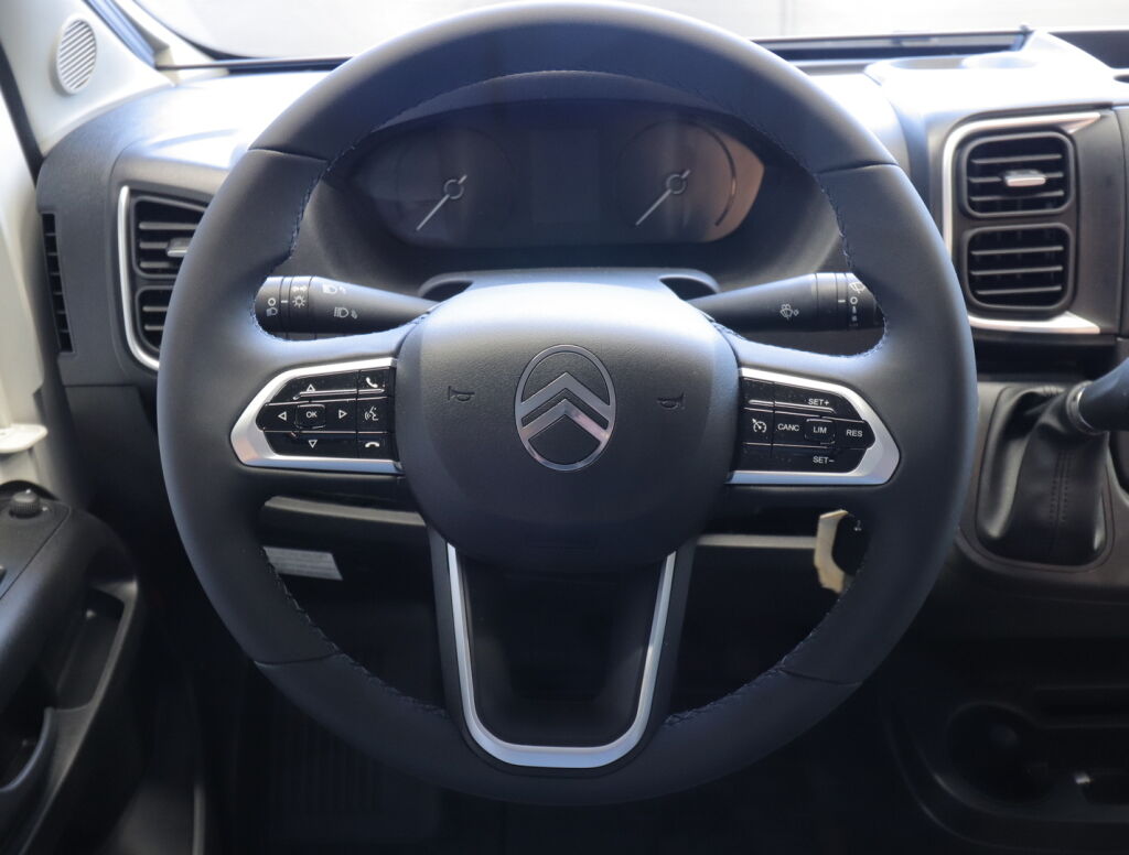 Bürstner PAPILLON PC 6.0 VAN 2026 Punainen