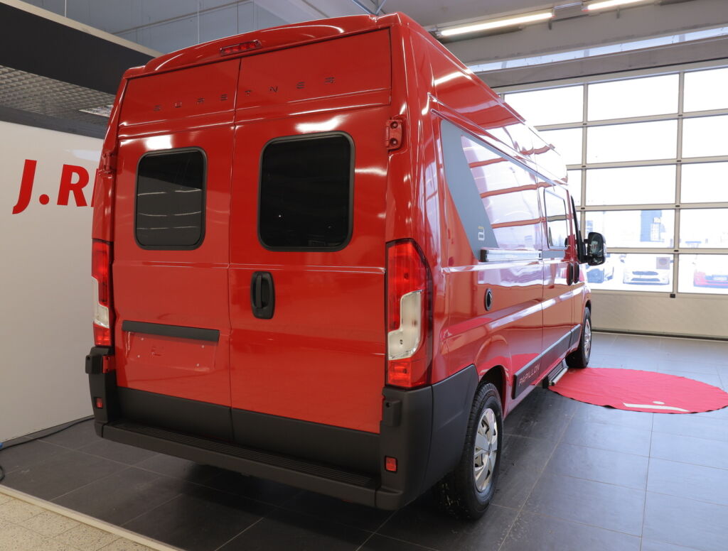 Bürstner PAPILLON PC 6.0 VAN 2026 Punainen