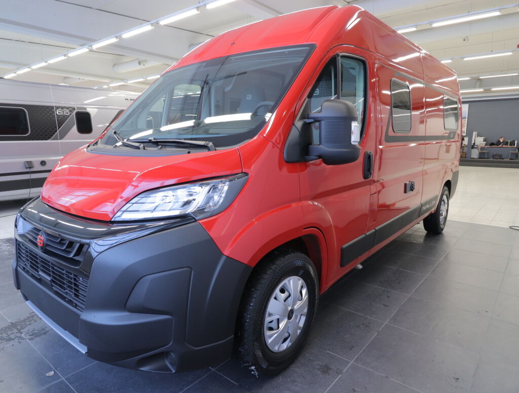 Bürstner PAPILLON PC 6.0 VAN 2026 Punainen