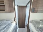 Adria MATRIX SUPREME 670 SL 2026 Harmaa