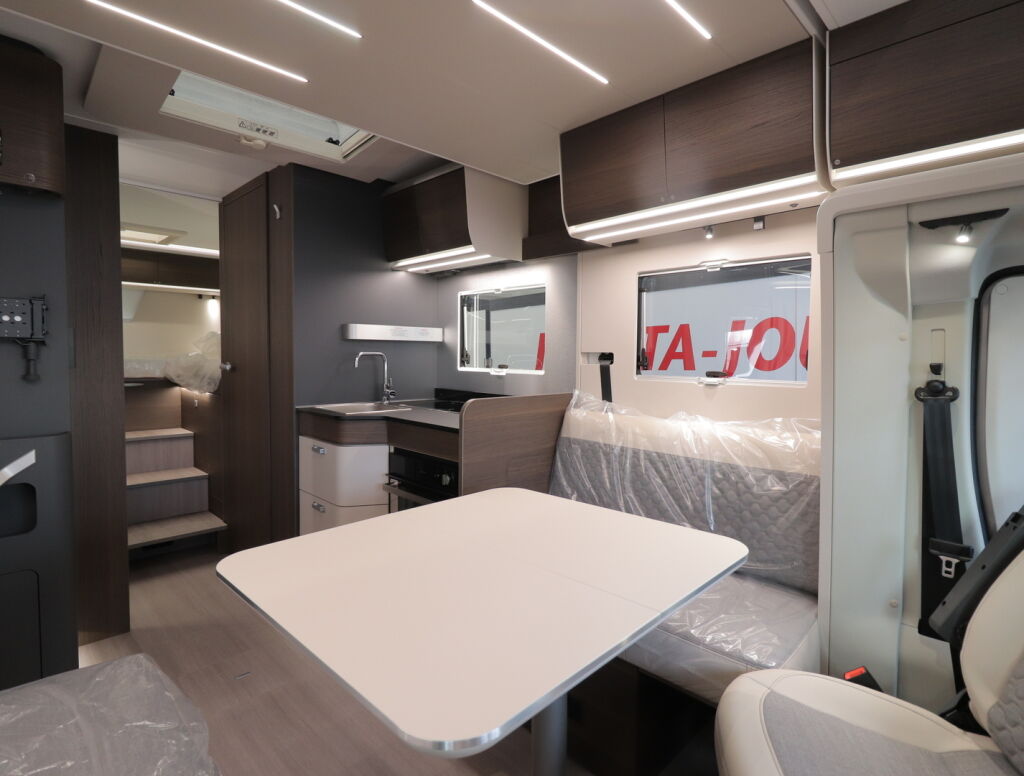 Adria MATRIX SUPREME 670 DL ALDE 2026 