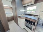 Adria MATRIX SUPREME 670 DC 2026 Harmaa