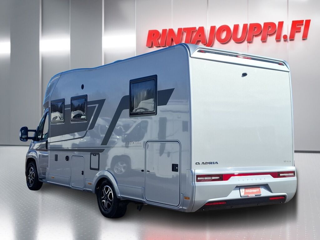 Adria MATRIX SUPREME 670 DC 2026 Harmaa
