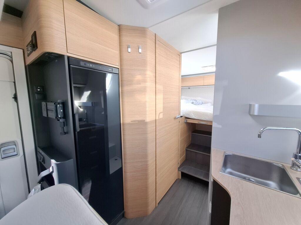 Adria Matrix 670 SL 60 Years Selection 2026 Harmaa