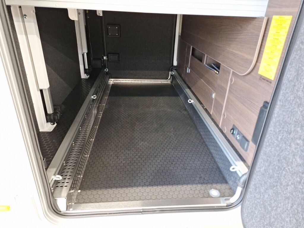 Adria MATRIX SUPREME 670SC 2026 