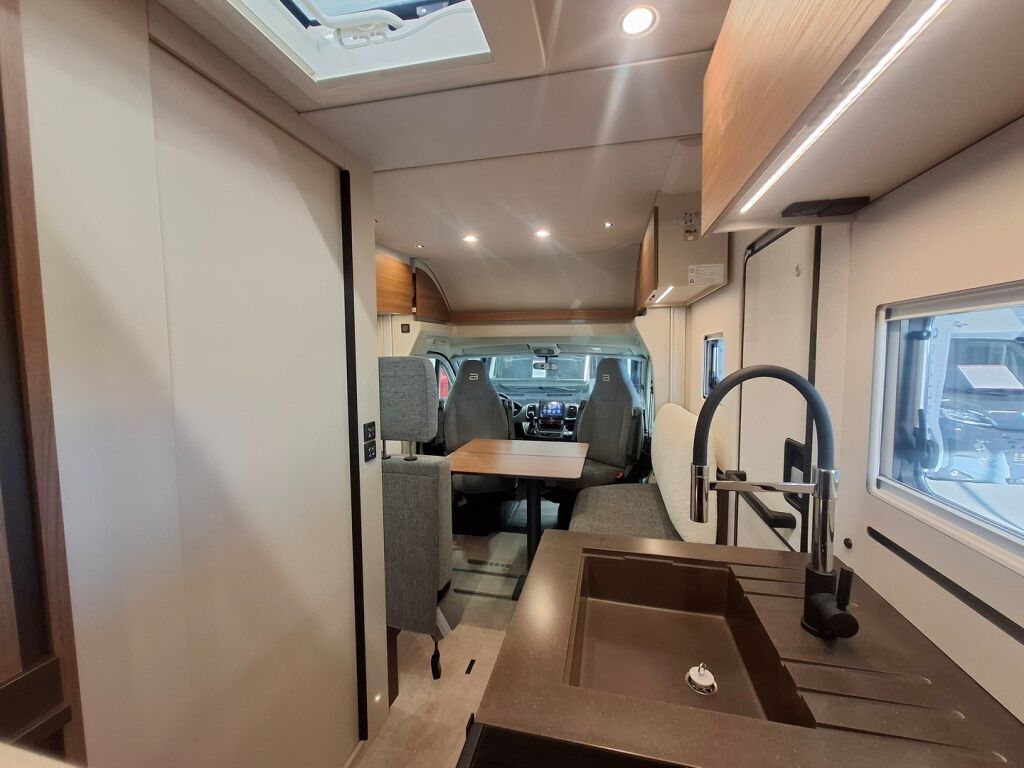 Bürstner SIGNATURE SFT 7.1 2026 HARMAA