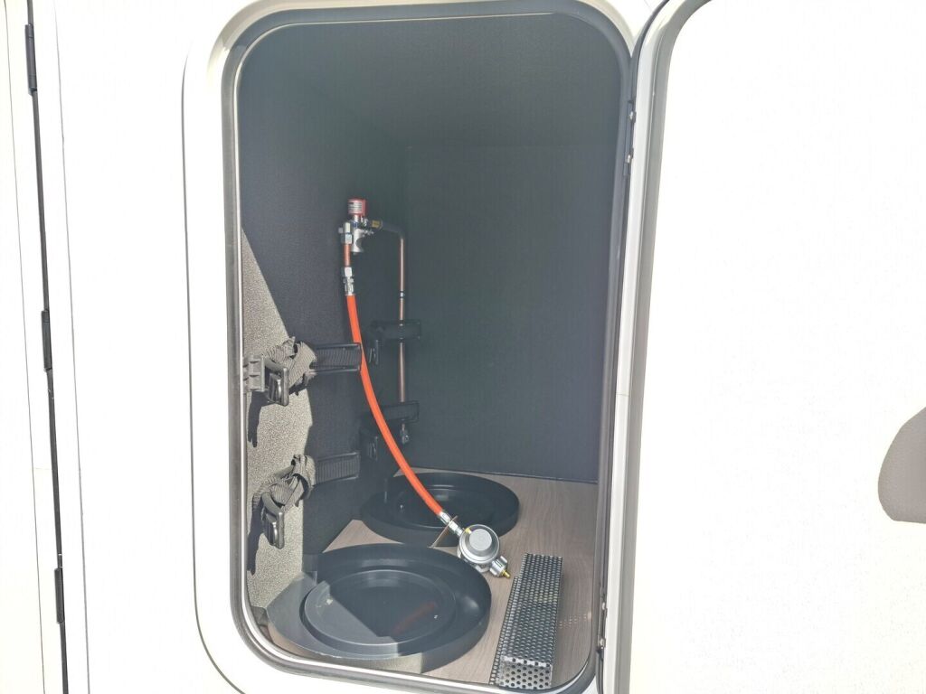 Kabe Travel Master Classic 740 LGB ALDE 2026 