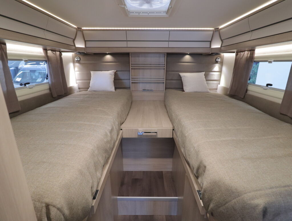 Kabe Travel Master Classic 740 LGB ALDE 2026 