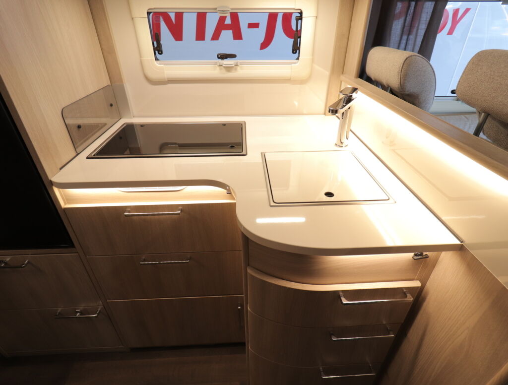 Kabe Travel Master Classic 740 LGB ALDE 2026 