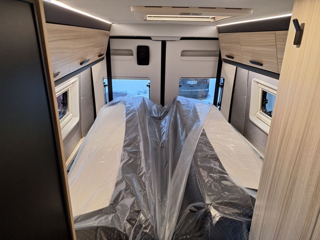 Sun living V 65 GX 2026 Musta