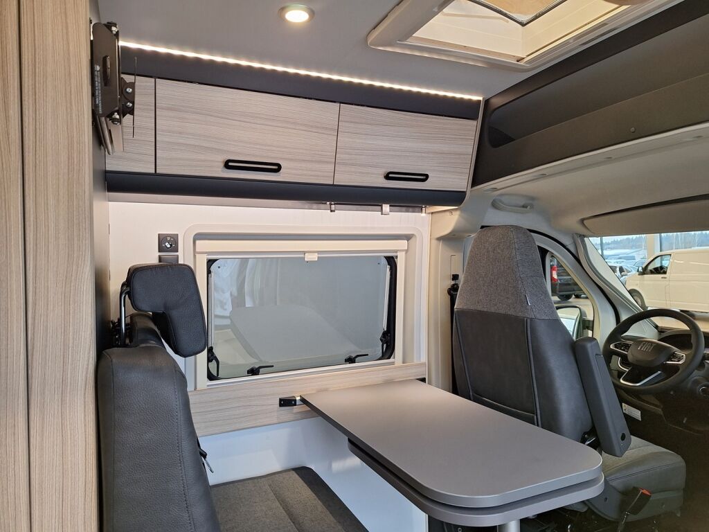 Sun living V 65 GX 2026 Musta