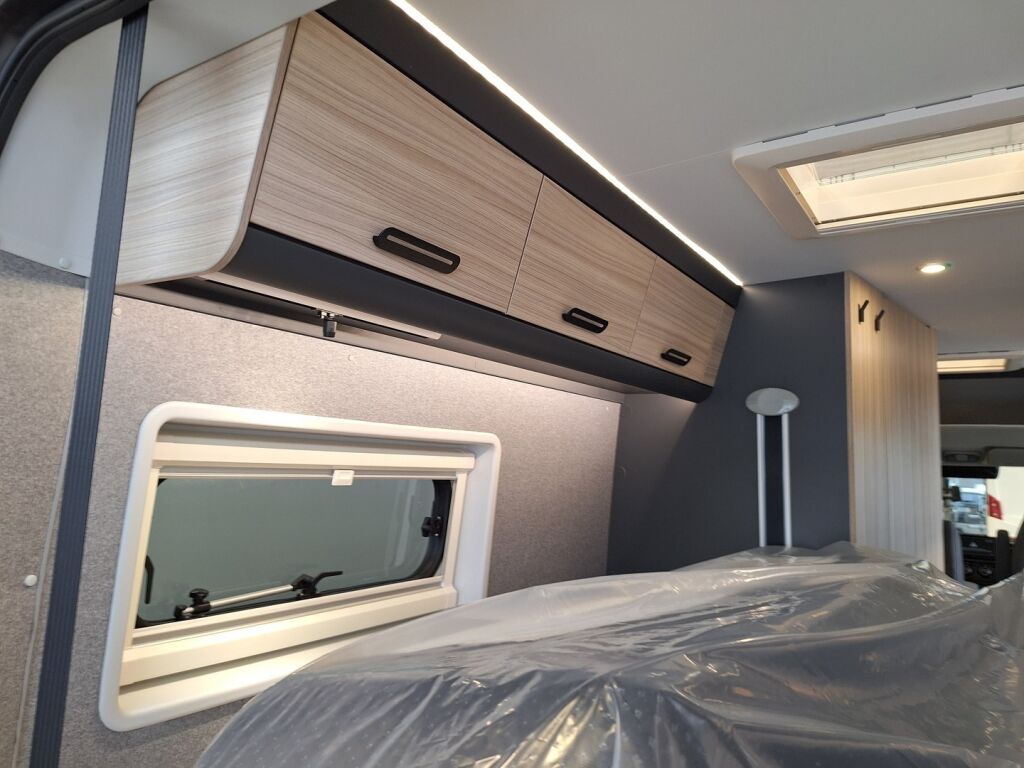 Sun living V 65 GX 2026 Musta