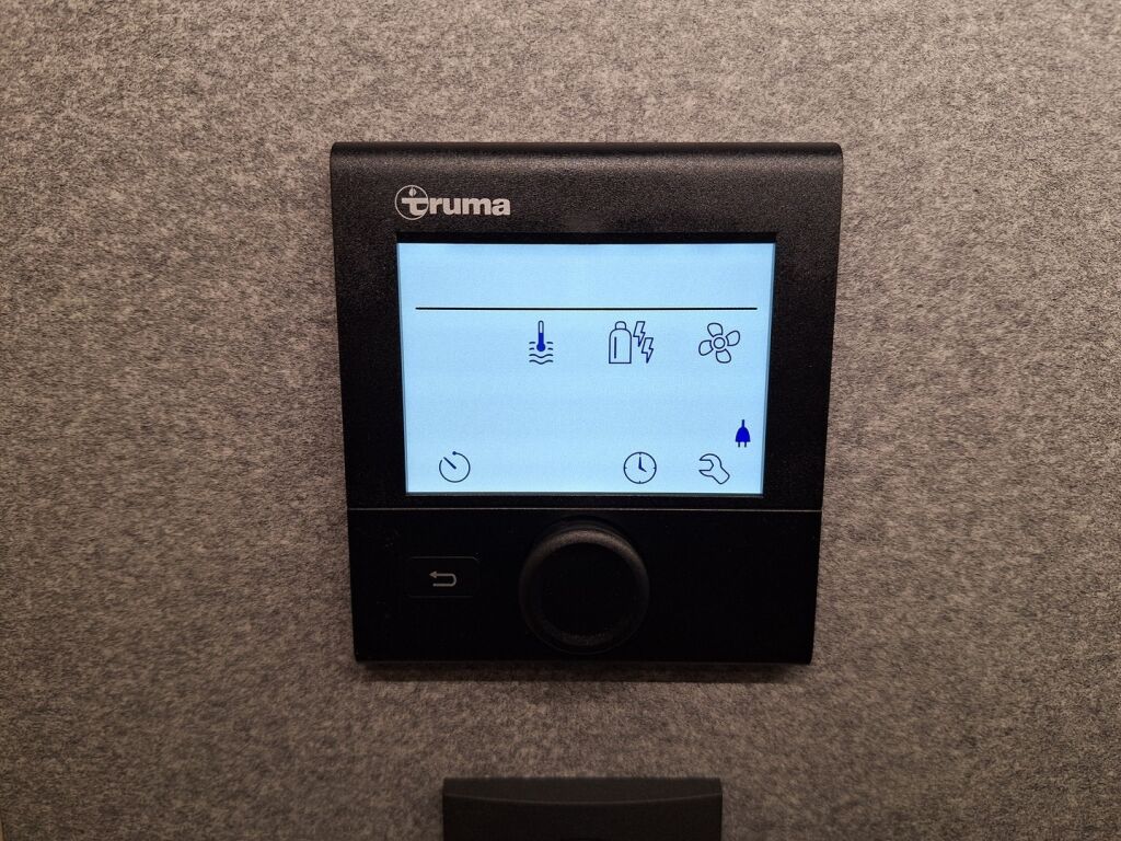 Sun living V 65 GX 2026 Musta