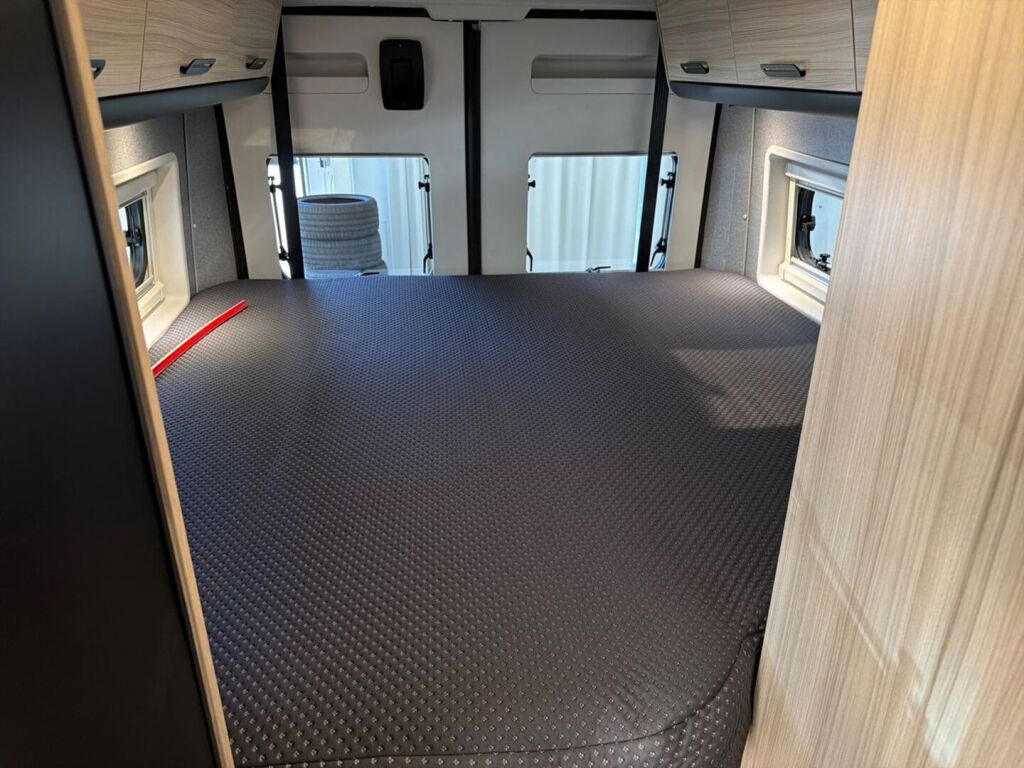 Sun living V 65 GX 2026 Musta