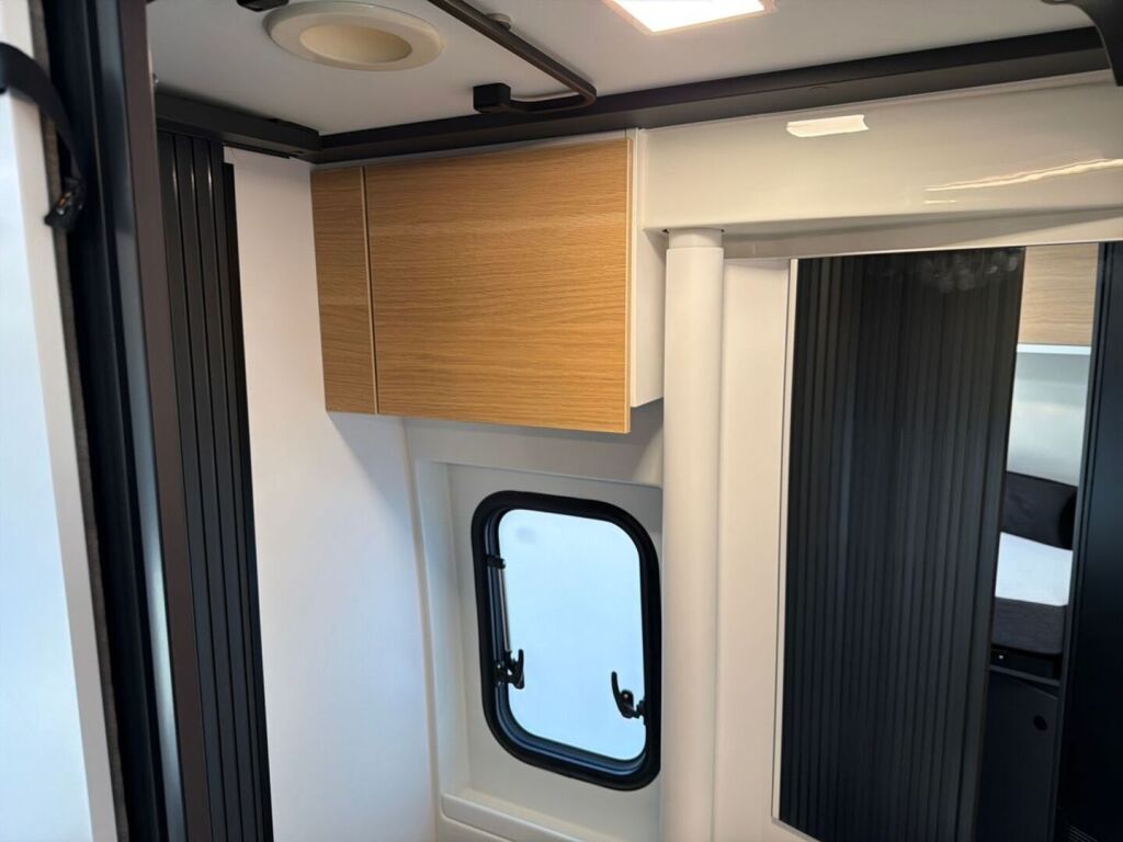 Adria TWIN SELECT 640 SLB 2027 