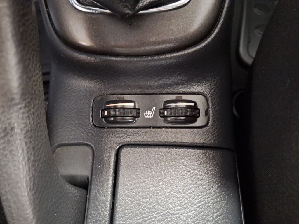 Toyota Avensis 2003 Sininen