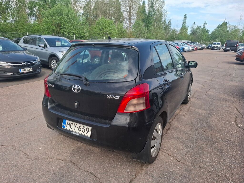 Toyota Yaris 2008 Musta