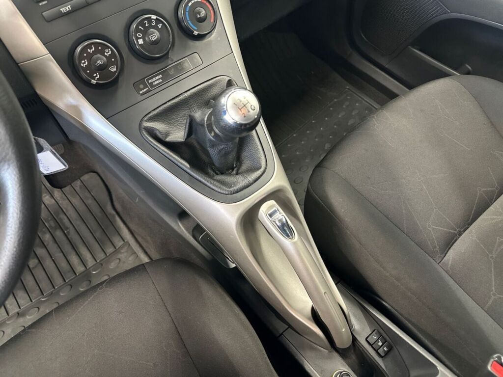 Toyota Auris 2008 Hopea