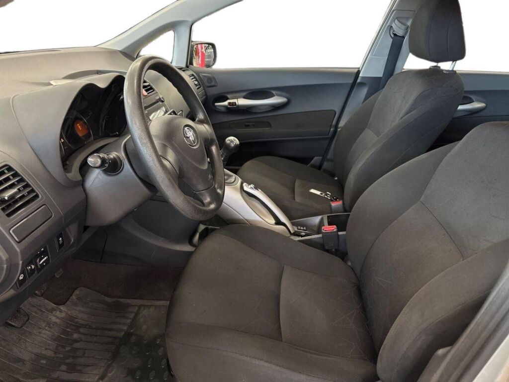 Toyota Auris 2008 Hopea