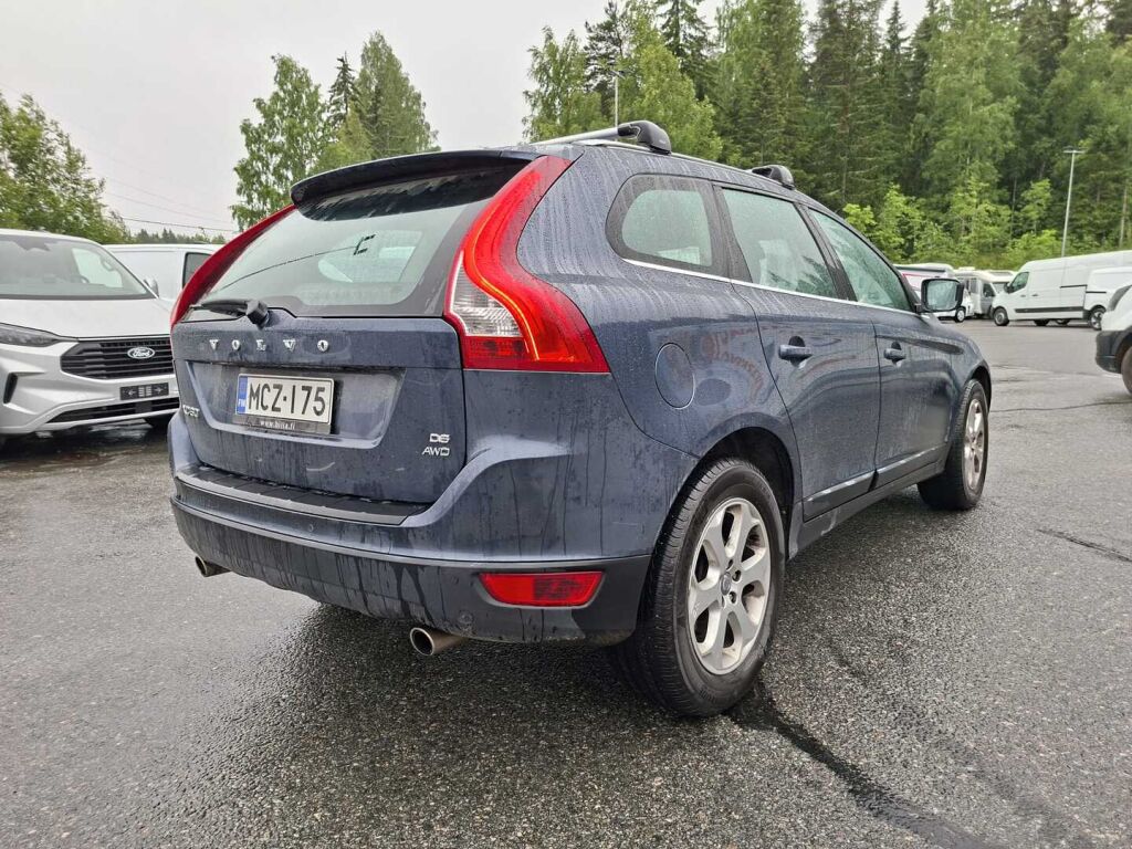 Volvo XC60 2010 Sininen