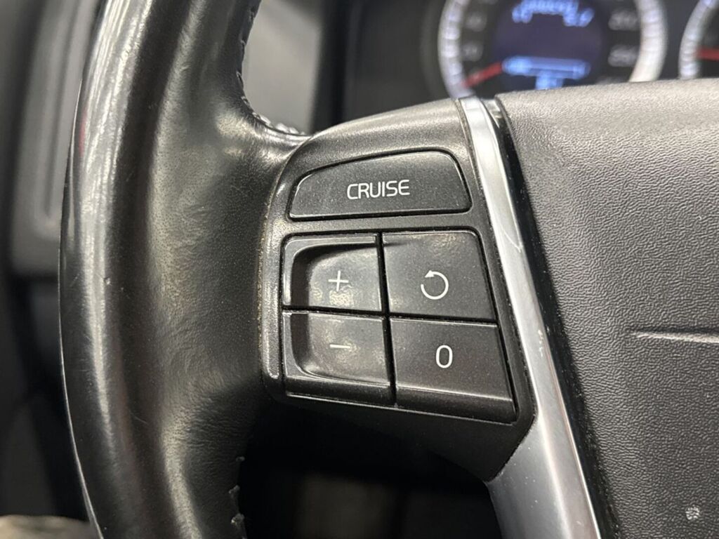 Volvo XC60 2010 Sininen