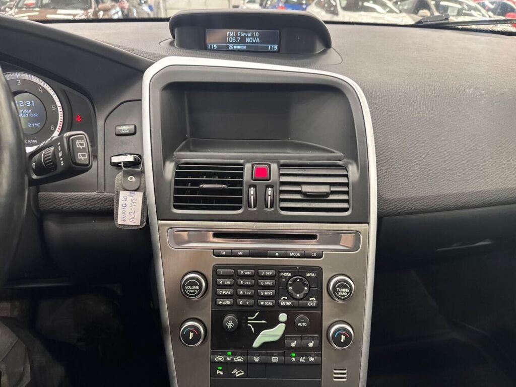 Volvo XC60 2010 Sininen