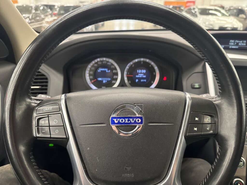 Volvo XC60 2010 Sininen