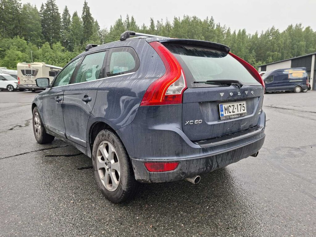 Volvo XC60 2010 Sininen